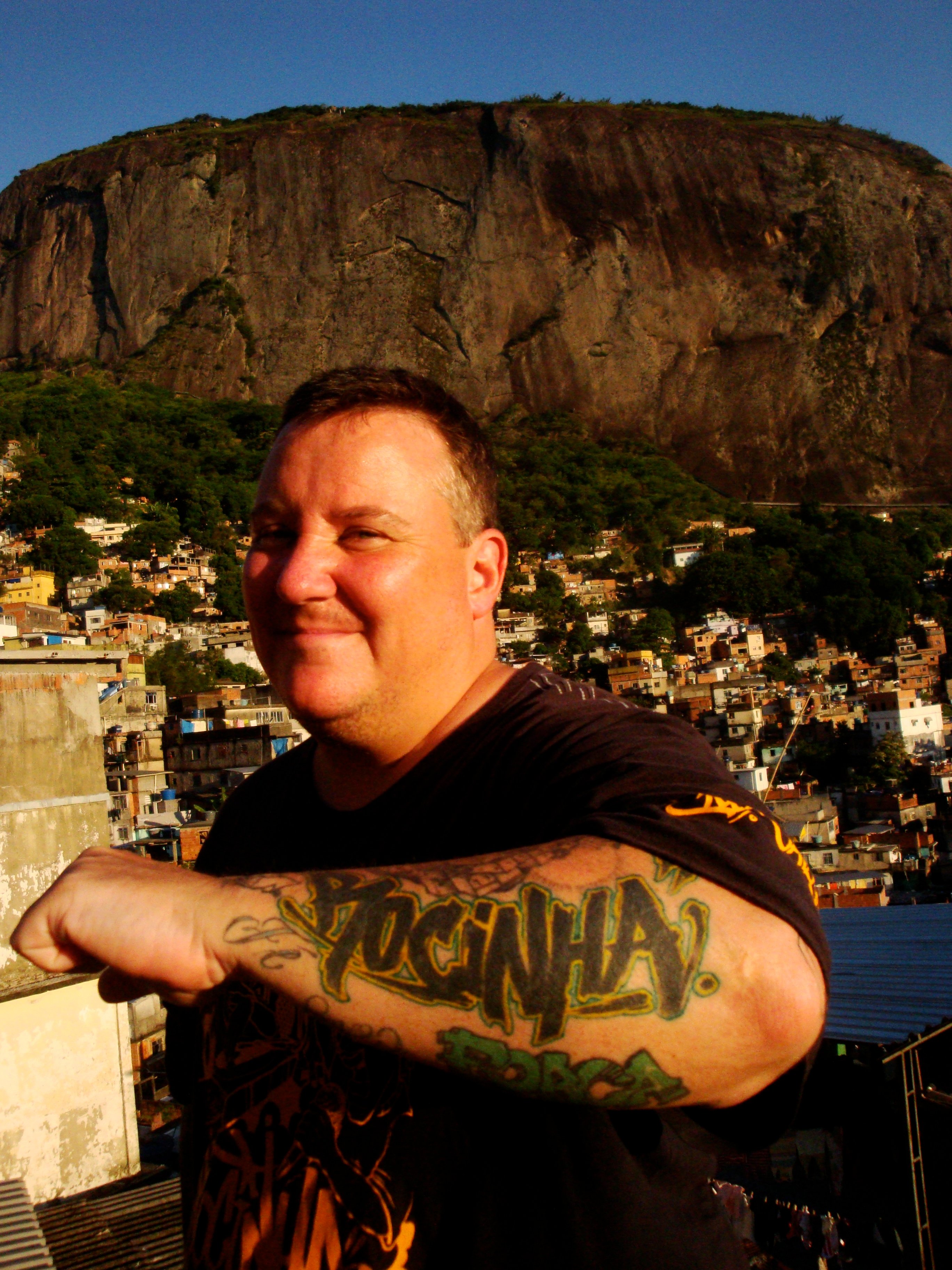 Tour guide Zezinho representing for Rocinha, photo by Martin Kocandrle.