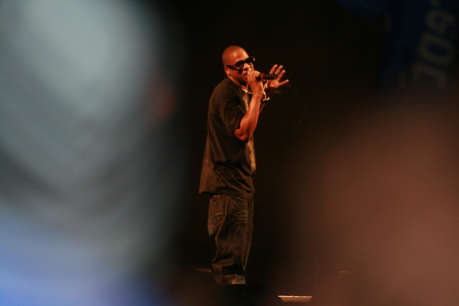 Jay-Z wins over the rock crowd at Glastonbury 2008, Rio de Janeiro, Brazil News