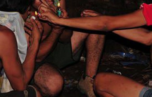 Oxi users smoke the new chemical drug, Brazil News