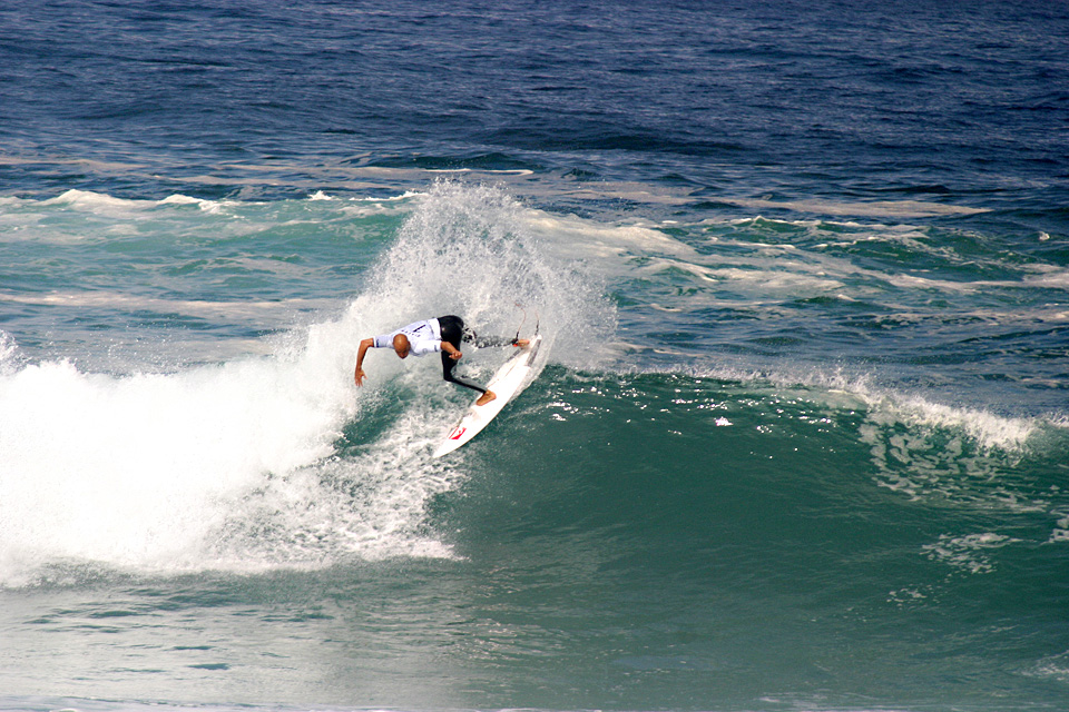 Arpoador Surfing 4, by Ken Dorchester