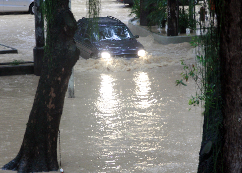 Rio Works to Prevent City Flood Problems