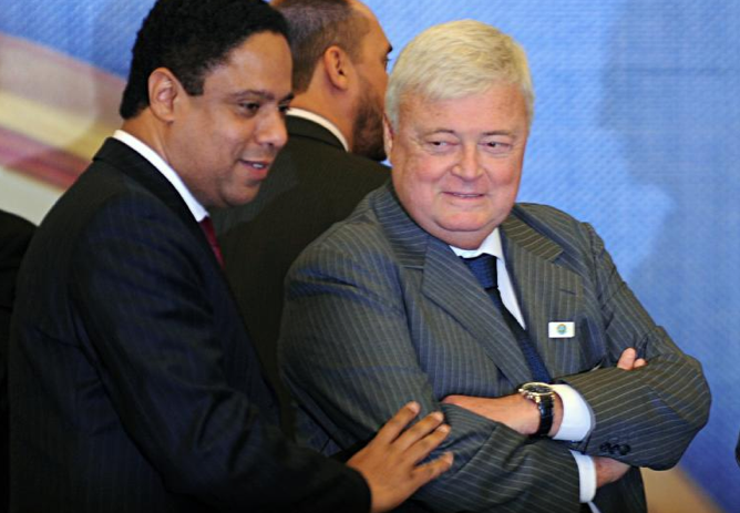 Ricardo Teixeira, talks with Brazilian Minister of Sports, Orlando Silva during a 2010 ceremony, Brazil News