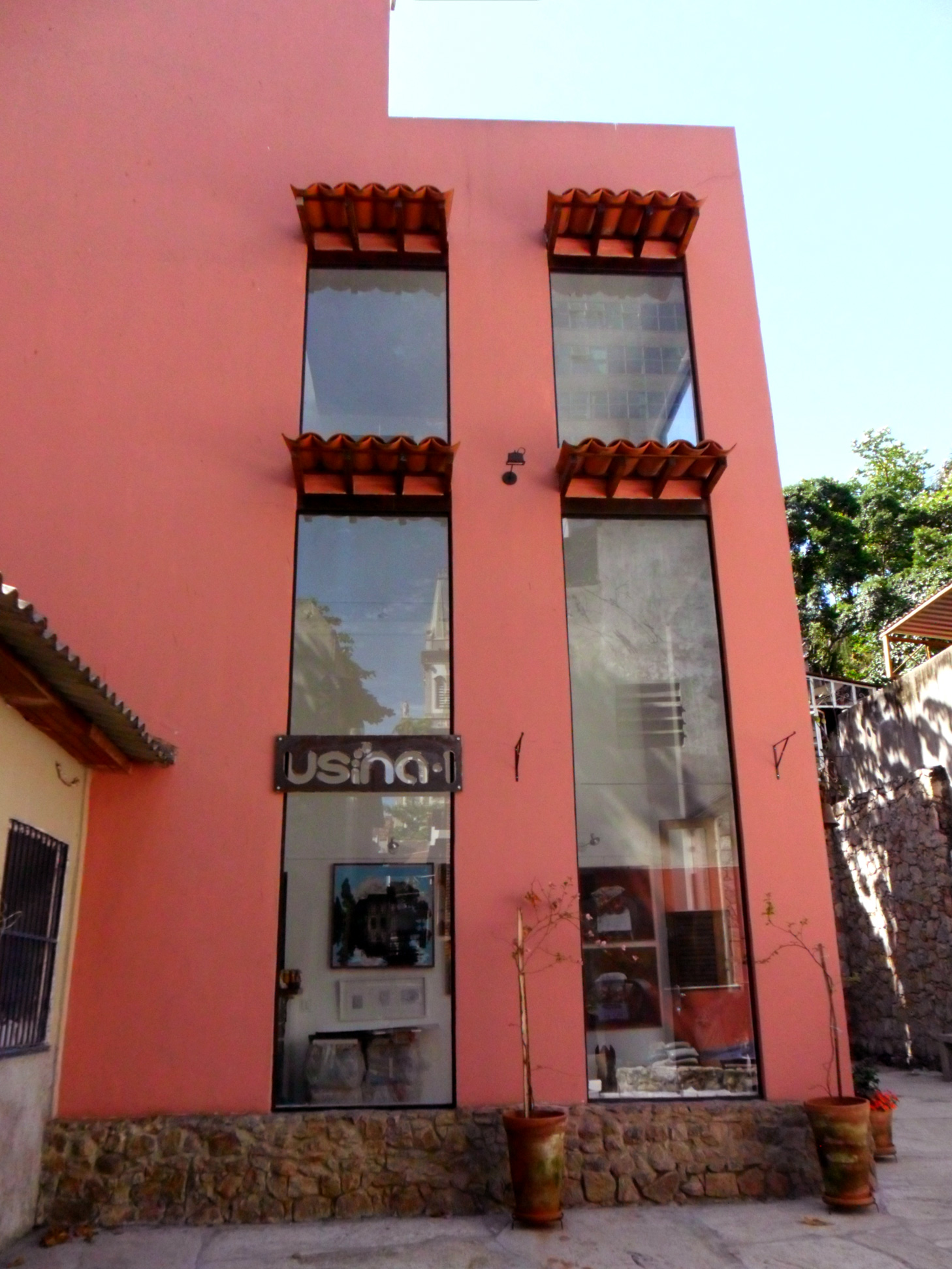 Usina Gallery, Rio de Janeiro -  Photograph by Saira Ansari