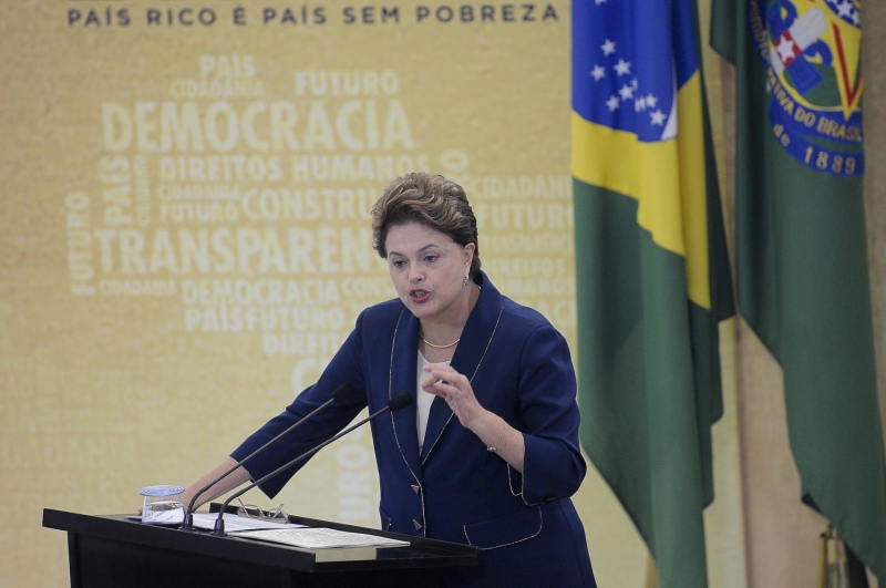 Rousseff Passes Truth Commission: Daily