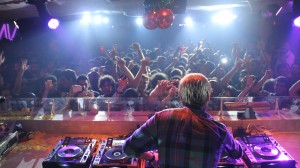 Avicii:  Sold-out in Búzios at Pacha