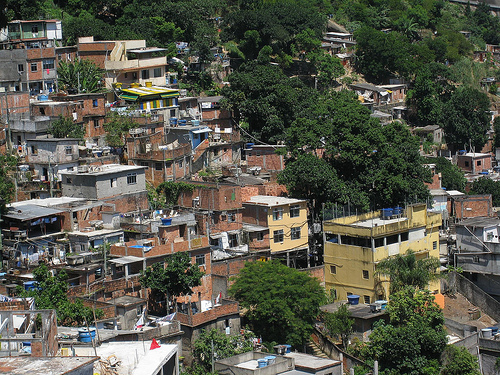 Unsafe hill-side construction led to plans to relocate Matinha, a small São Conrado favela
