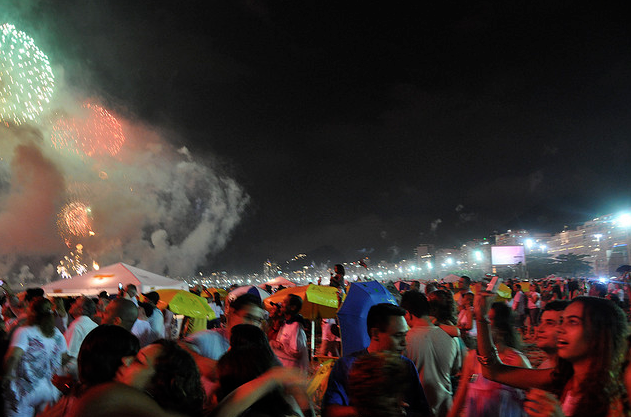 Copacabana Beach offers a magical Réveillon New Year's Eve party, Rio de Janeiro, Brazil News