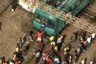 Protesters stopped SuperVia trains after another service failure Friday morning in Rio, Brazil News