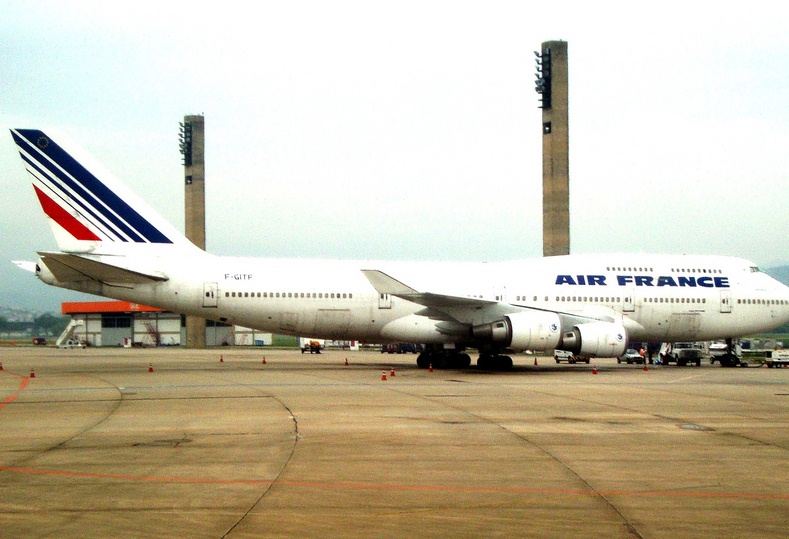 Air France aircraft in Rio's Galeão International airport, photo by victorcamilo/Flickr Creative Commons License.