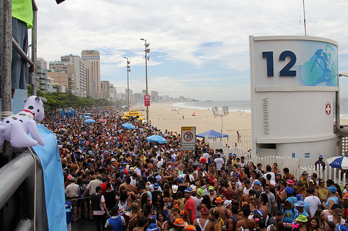 Carnival 2012: Bloco Vira-Lata, by Joana Coimbra/Riotur.
