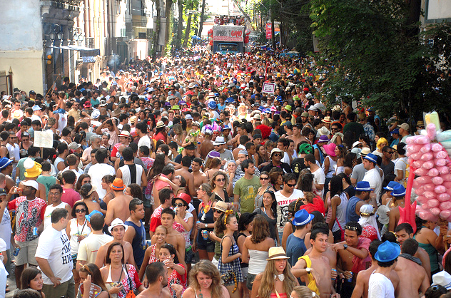 The bloco Imprensa que eu Gamo, in Laranjeiras, Carnival, Rio de Janeiro, Brazil News