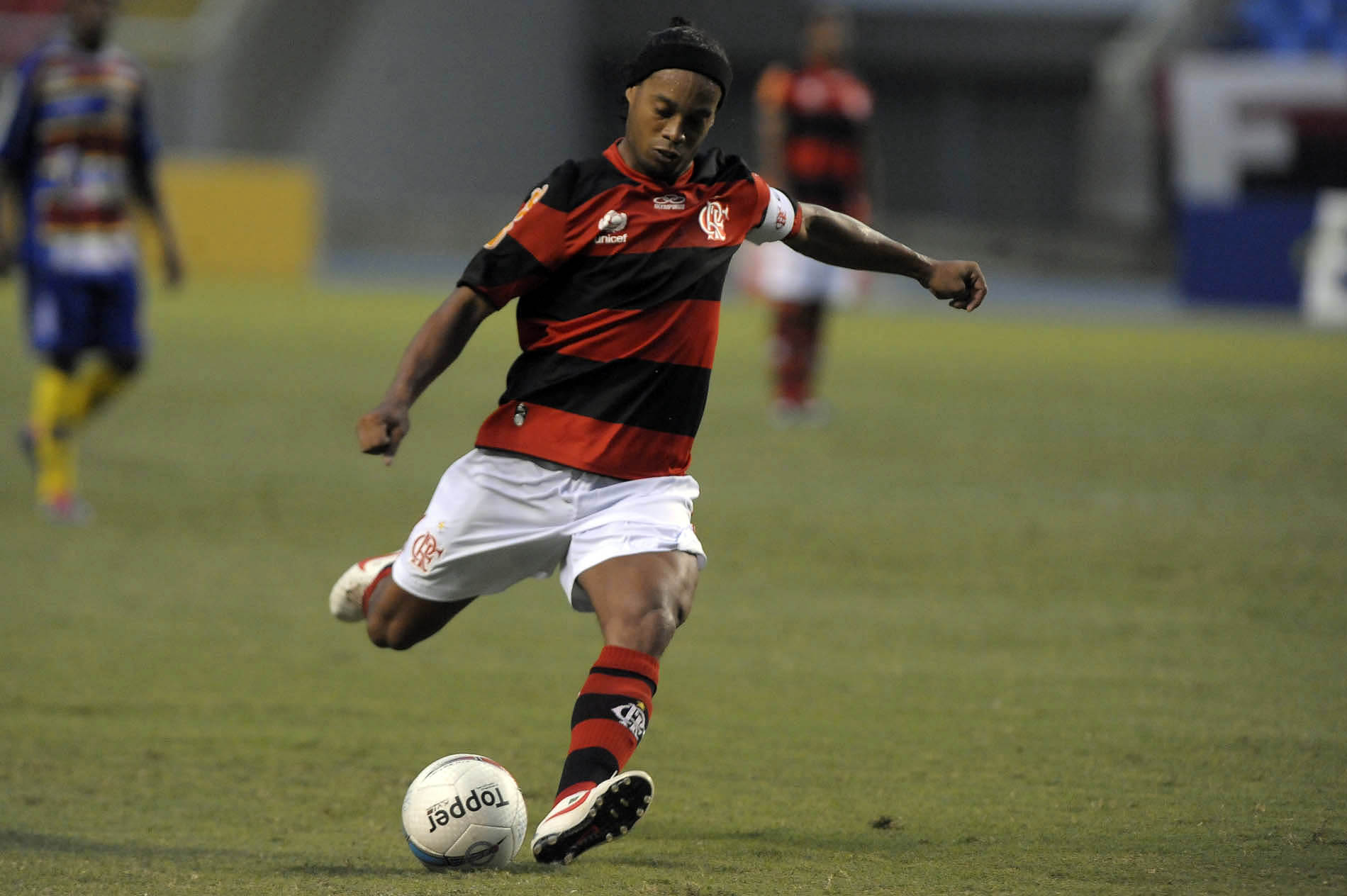 r10 vip