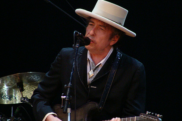 Bob Dylan Plays in Rio on April 15th