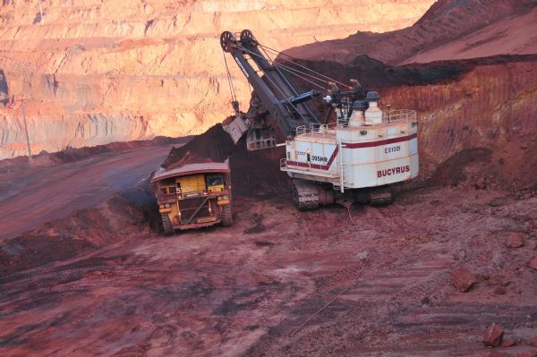 The Carajrás mine, run by Vale in the state of Pará is the world's largest iron ore mine, photo by Vale press