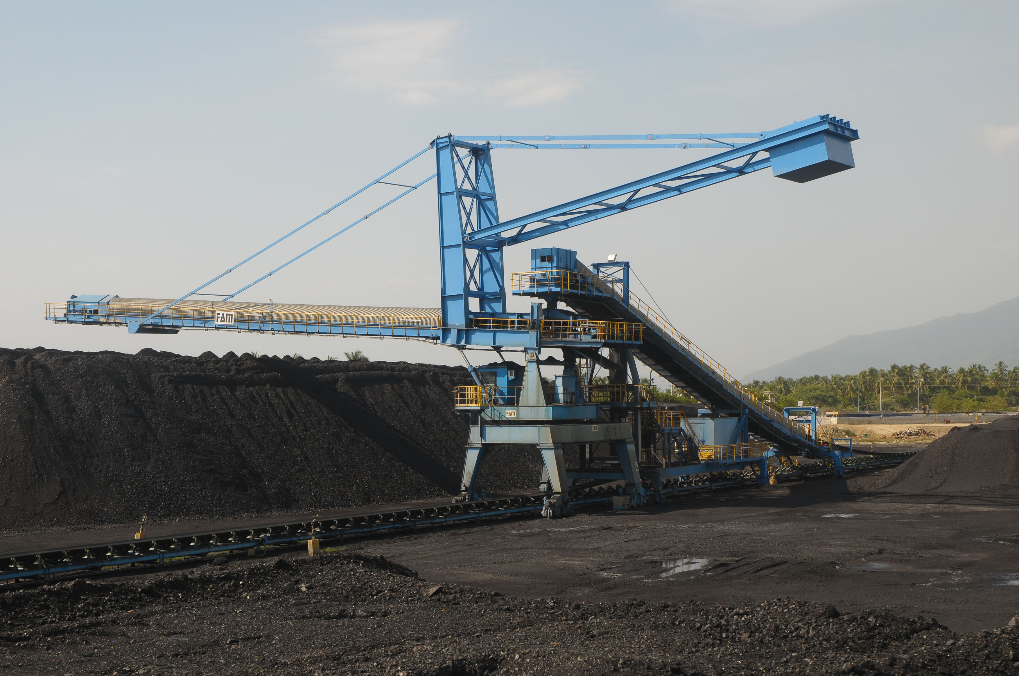 Vale have sold there Colombia coal operations for US$ 407 million to focus on its core iron ore business, rio de janeiro, brazil news