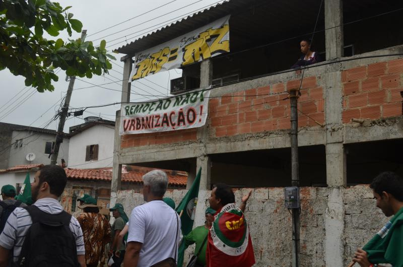 Demonstrations in Vila Autódromo, Rio de Janeiro, Brazil News
