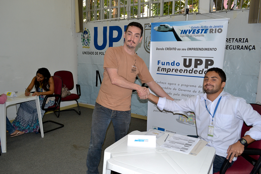 UPP Aids Commerce in the Favelas of Rio
