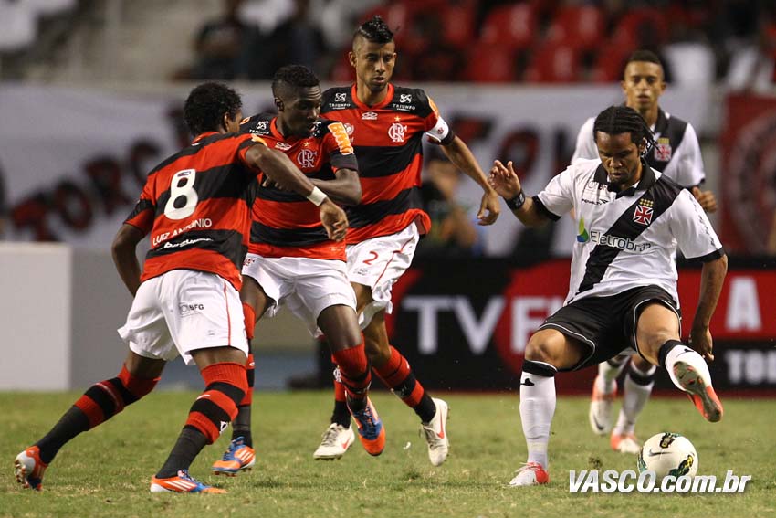 Flamengo Win Classico in 2012 Brasileirão