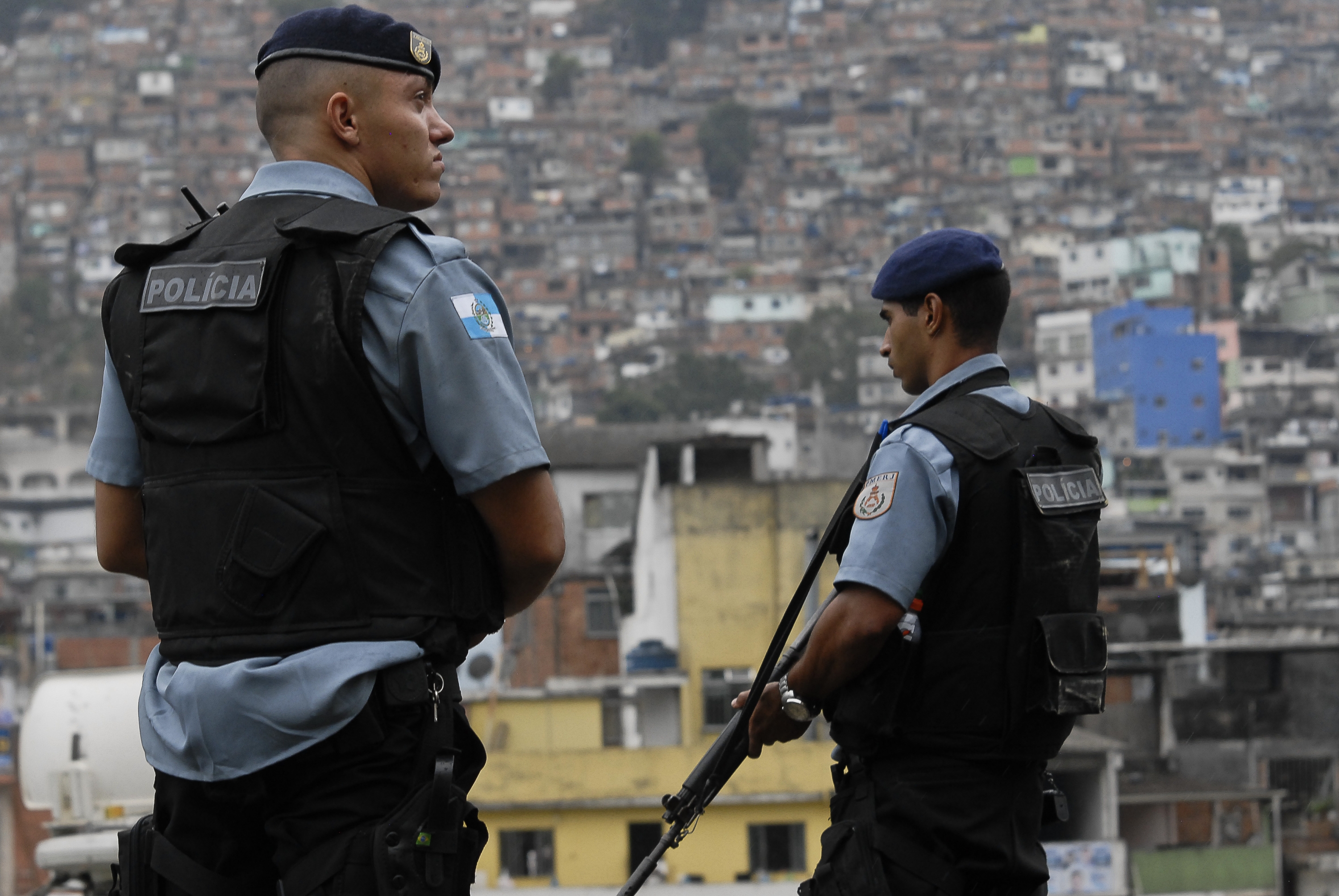 Policemen at the Rocinha UPP inauguration, photo by Tânia Rego for Agência Brasil