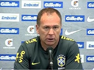 Coach of the Brazilian Selecão, Mano Menezes, Brazil News