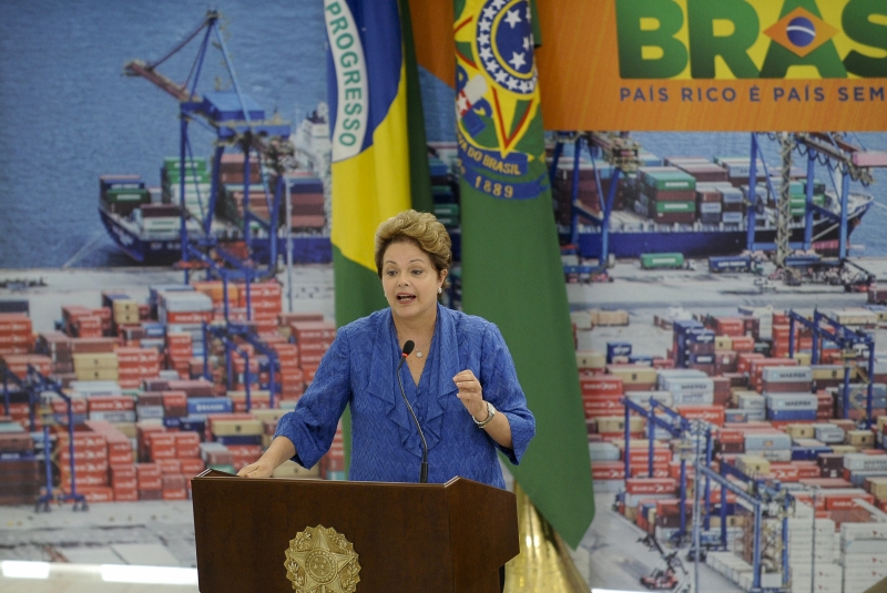 Brazilian President Dilma Rousseff unveils the new ports investment program, photo by Wilson Dias/ABr.
