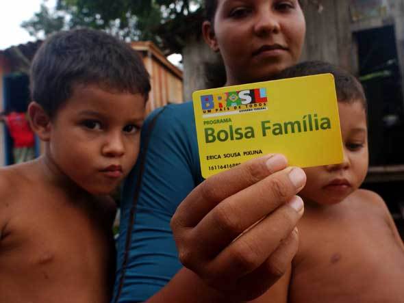 Brazilians Support Bolsa Família Welfare