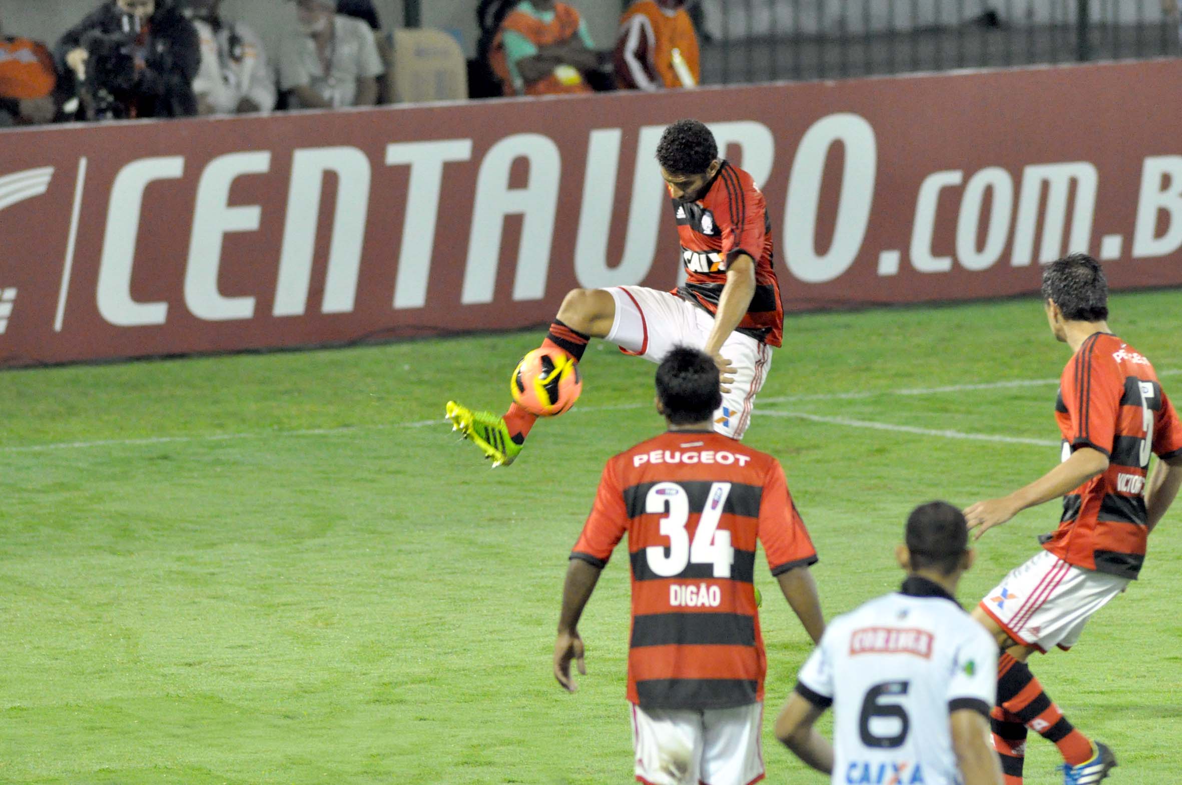 Flamengo Through in Copa do Brasil: Daily