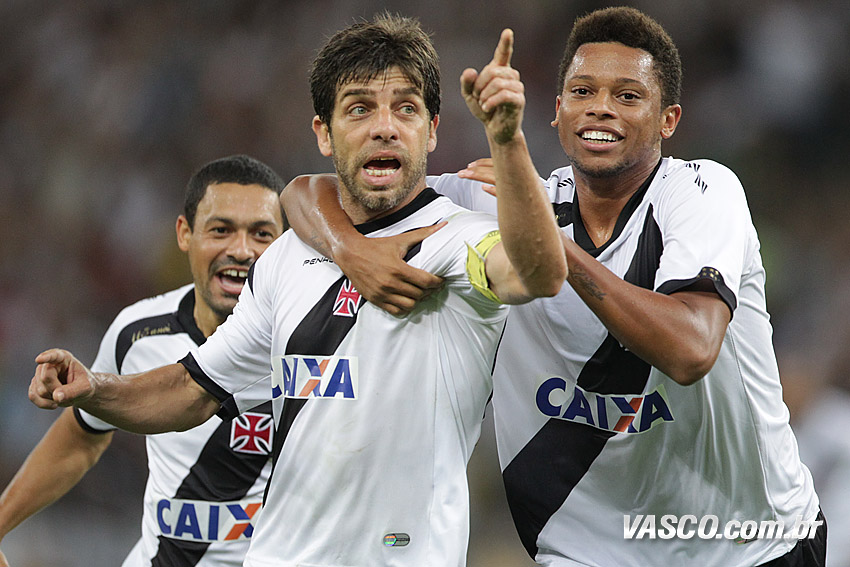 Vasco Beat Fluminense at Maracanã: Daily
