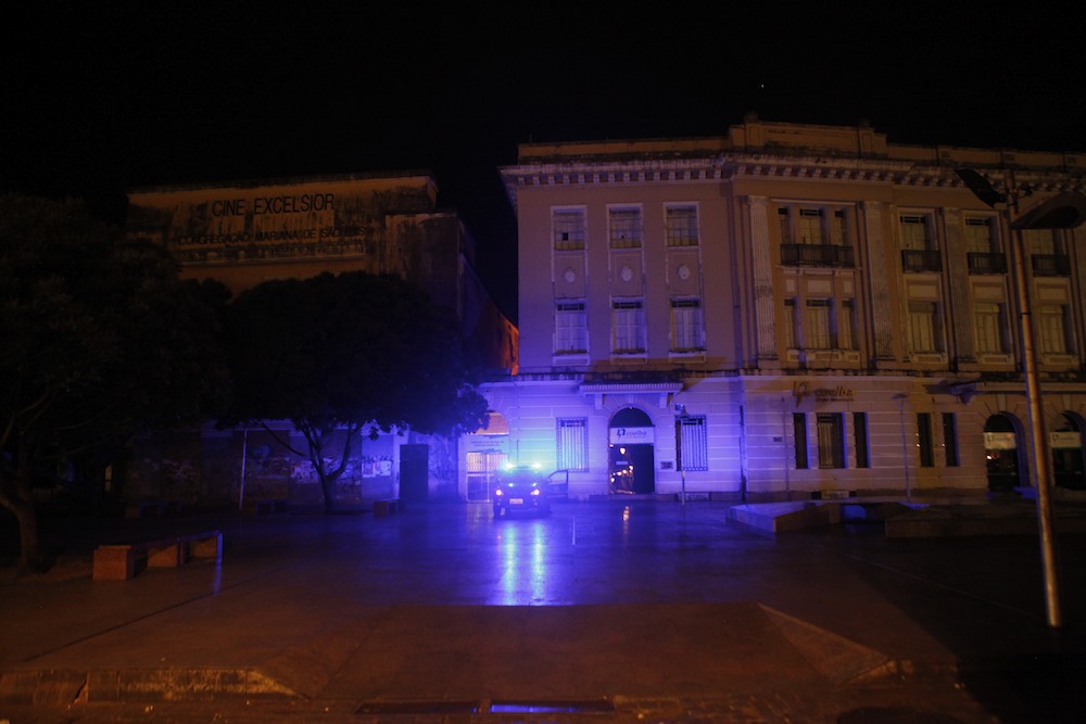 The streets of Salvador were reinforced by extensive police patrols during the blackout.