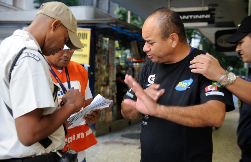 Rio Starts Issuing Littering Fines, Rio de Janeiro, Brazil News