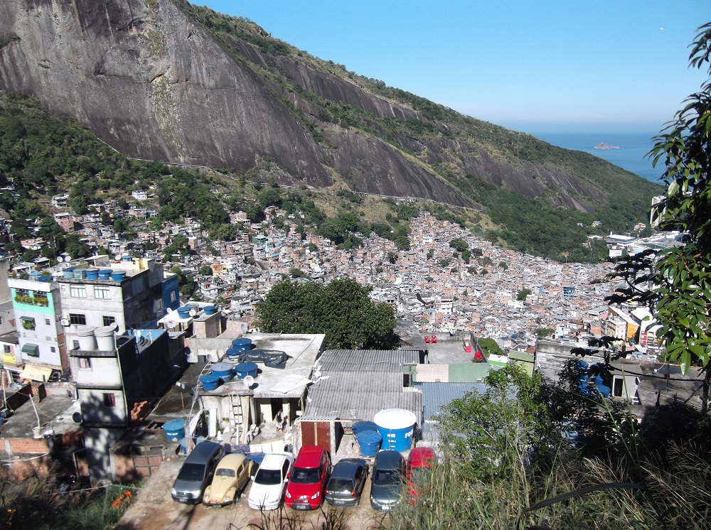 Rocinha Residents to Sue State Over PAC