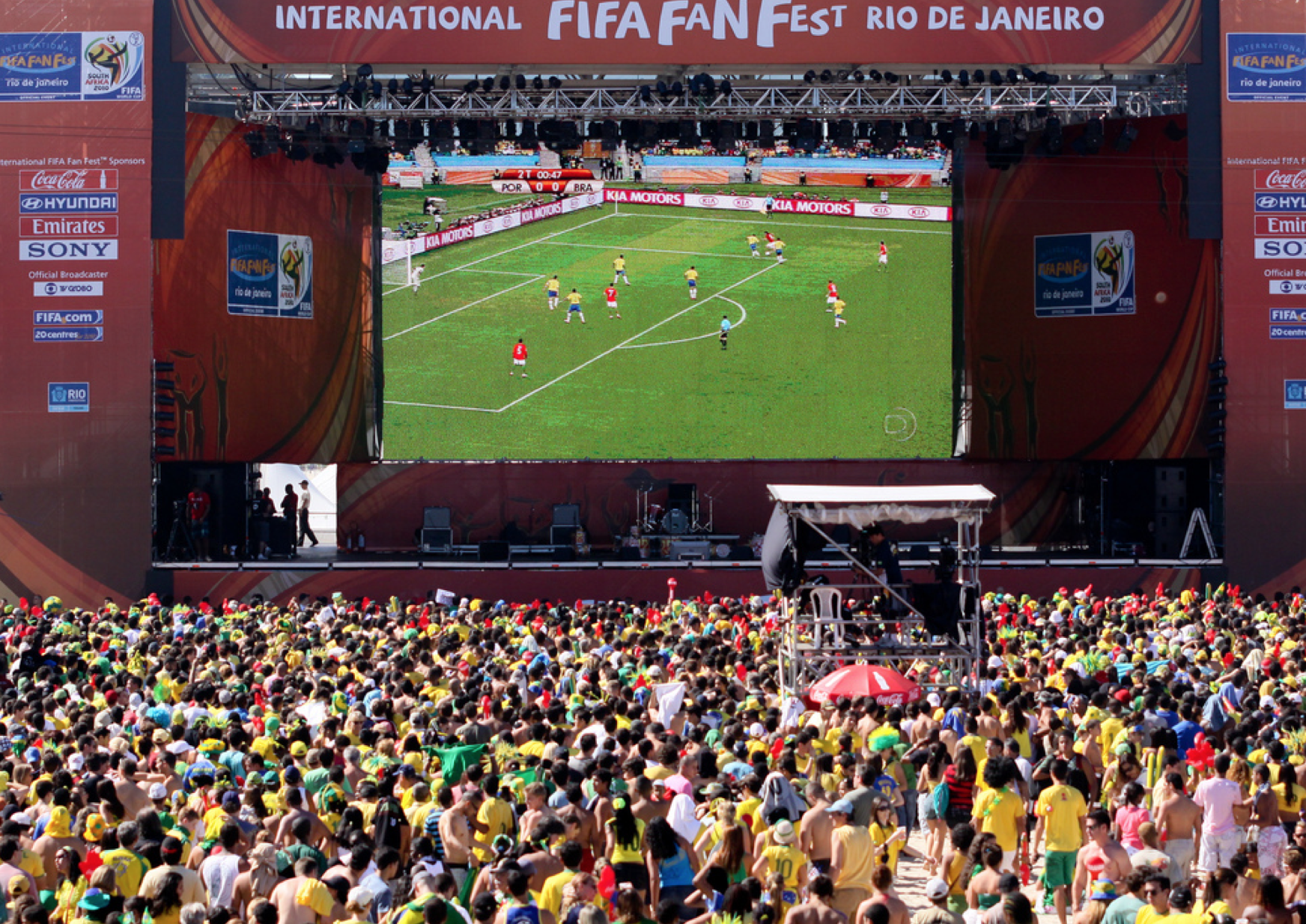Fans during 2010 FIFA World Cup, Rio de Janeiro, Brazil News