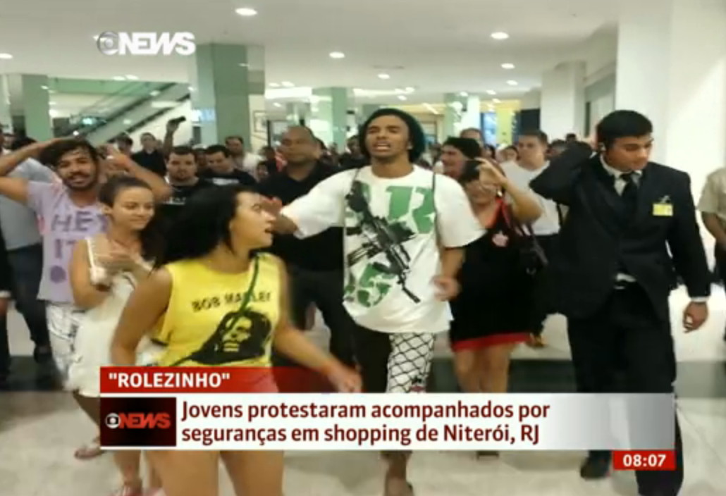 Rolezinho in Niterói's Plaza shopping mall, Rio de Janeiro, Brazil News