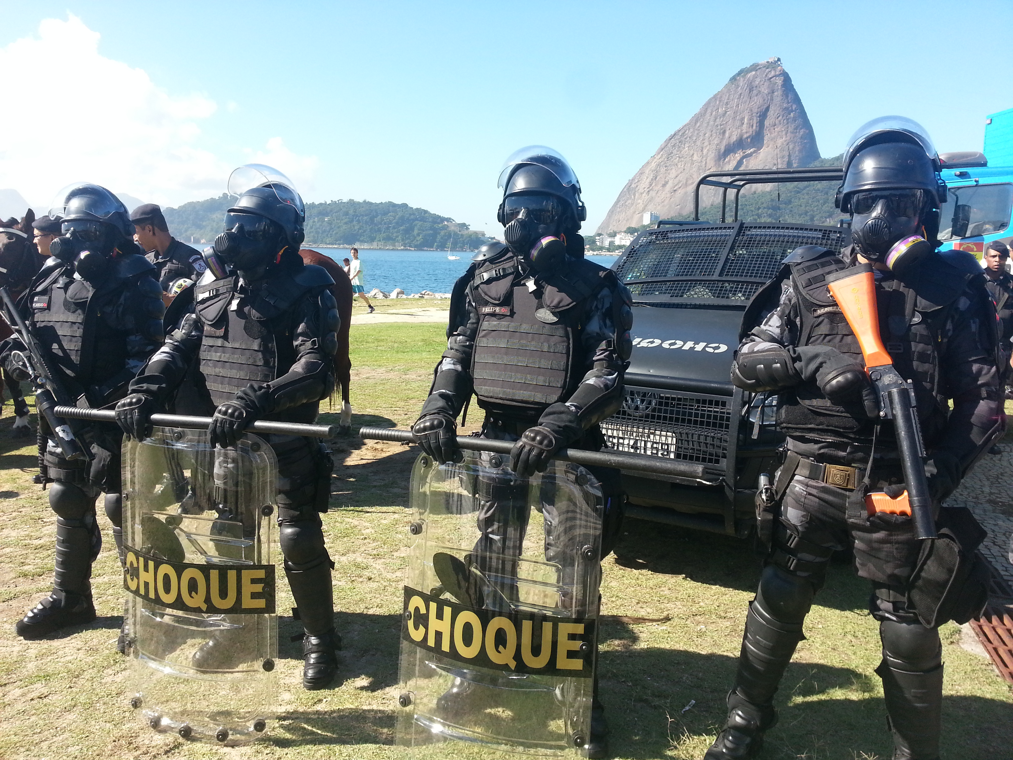 Brazil, Brazil News, Rio de Janeiro, 2014, World Cup, Police, Security, Protests, Army, Weaponry, Terrorism