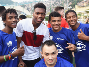 The England World Cup squad yesterday paid a visit to the Rocinha, Rio de Janeiro, Brazil, Brazil News