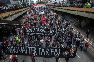 Protest March in São Paulo Turns Violent: Daily