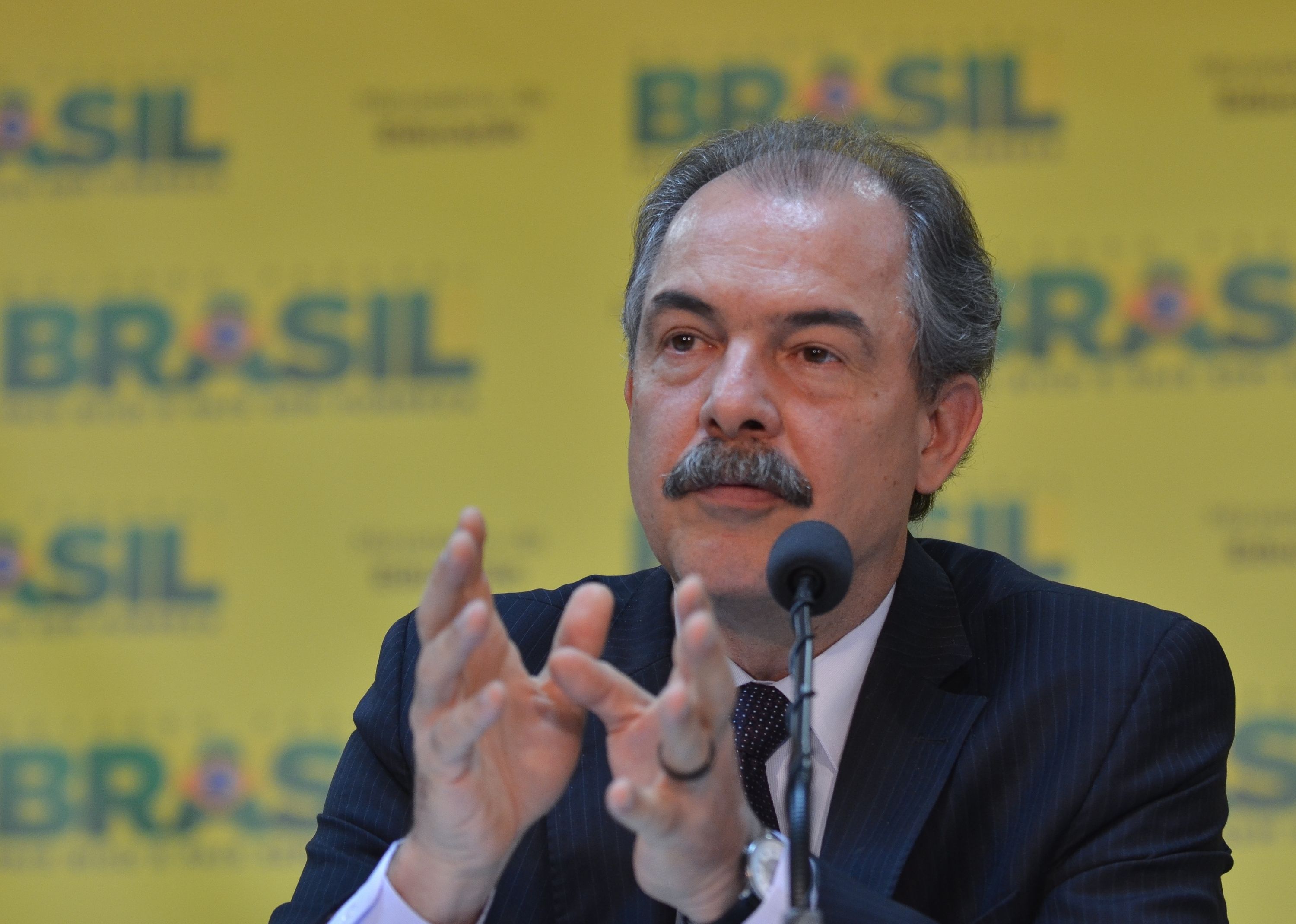 Aloízio Mercadante was the Minister of Education, Rio de Janeiro, Brazil News