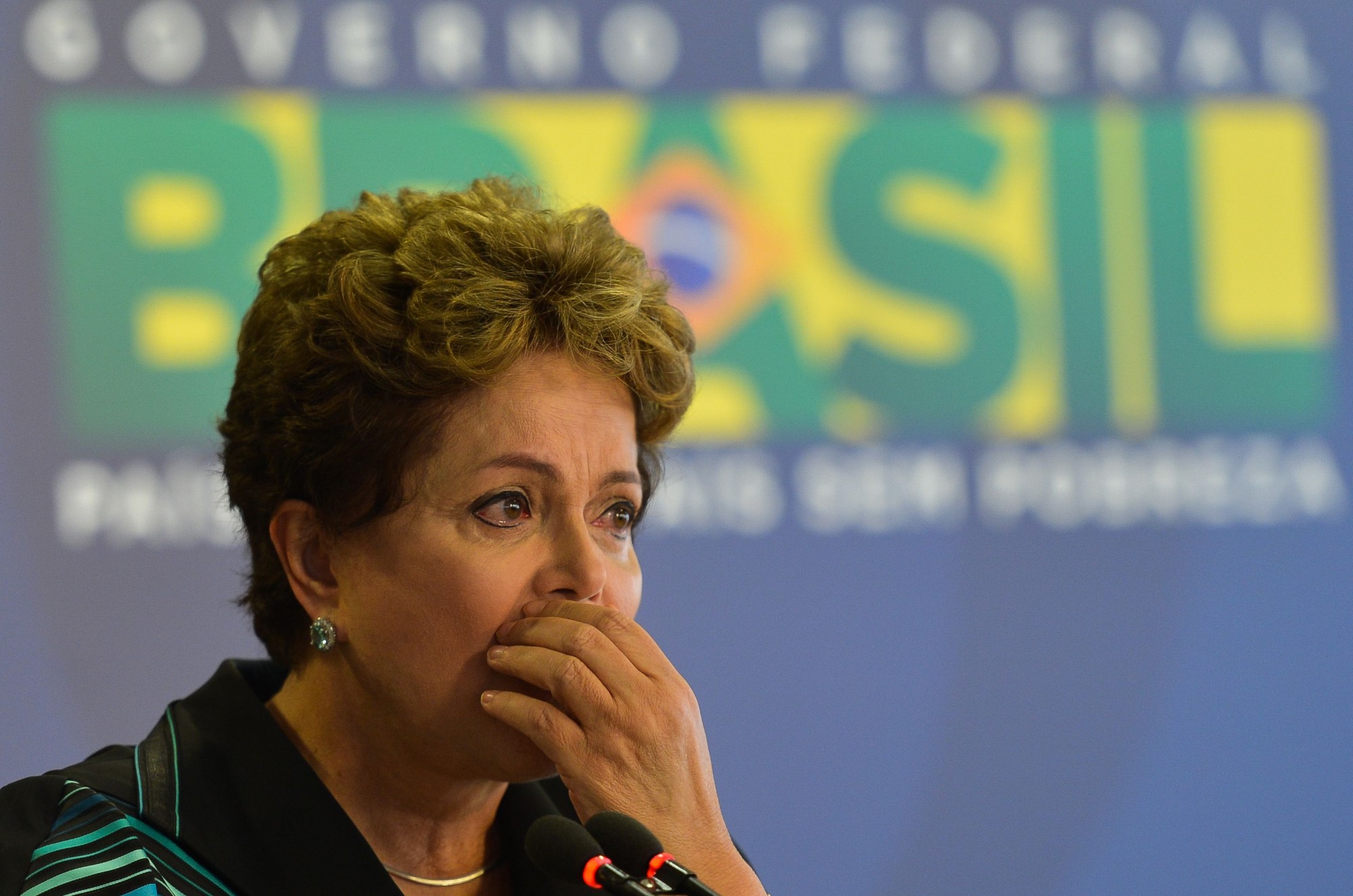 Rousseff Weeps With Final Report From Truth Commission