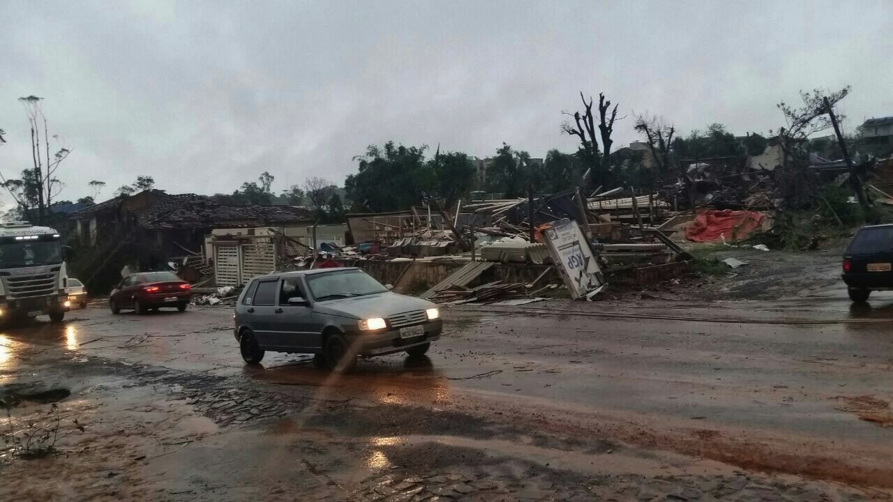 Two Dead and 120 Wounded by Tornado in Southern Brazil