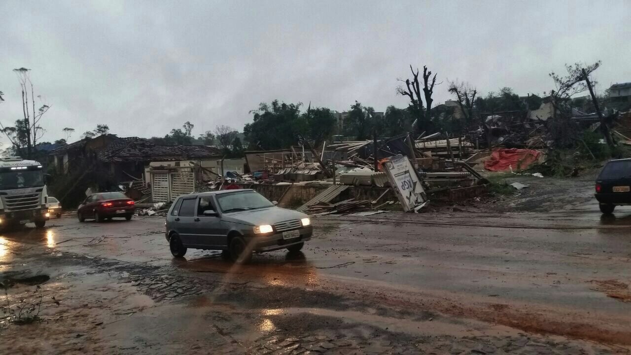 tornado Xanxere photo courtesy of Santa Catarina civil defense