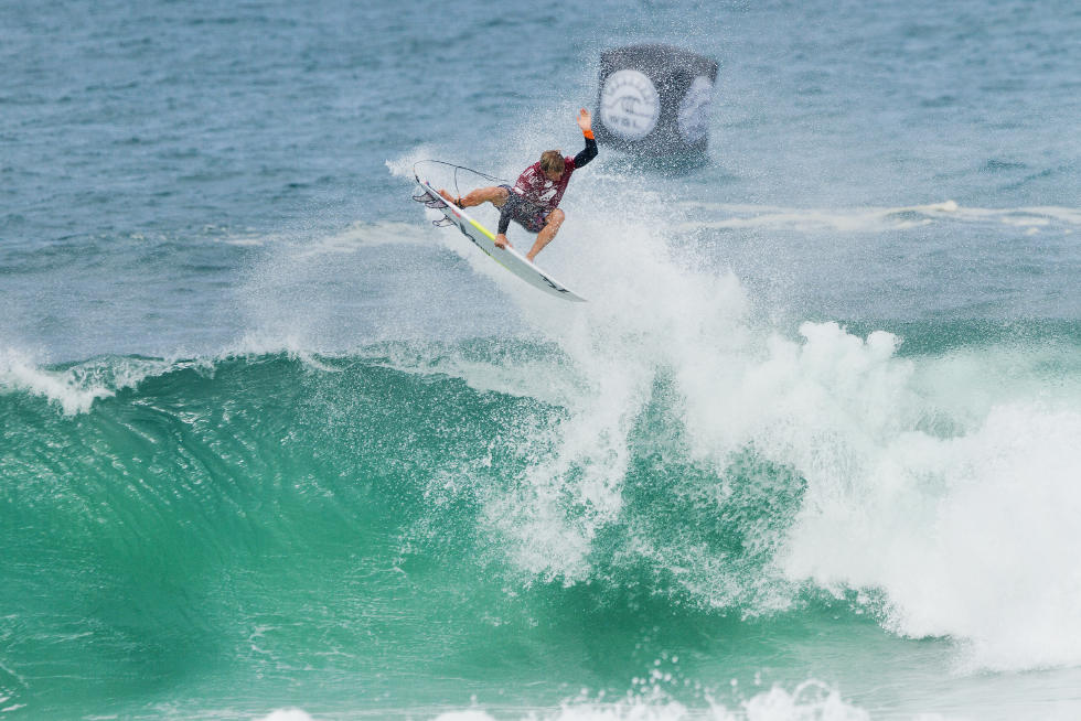 Several Favorites Eliminated at Oi Rio Surf Competition