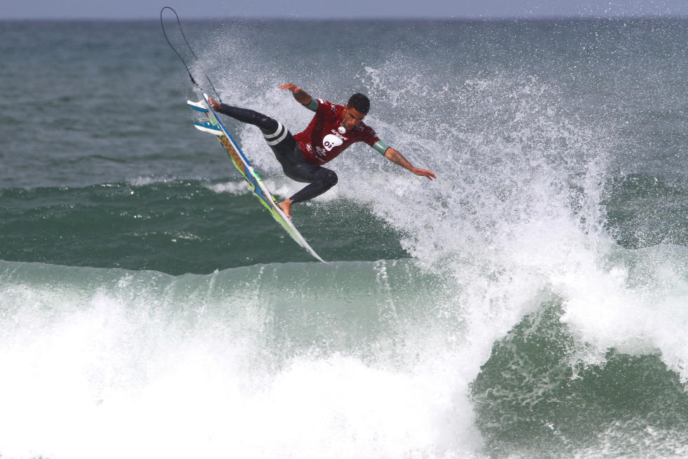 Toledo and Conlogue Win the Oi Rio Pro Surf Competition