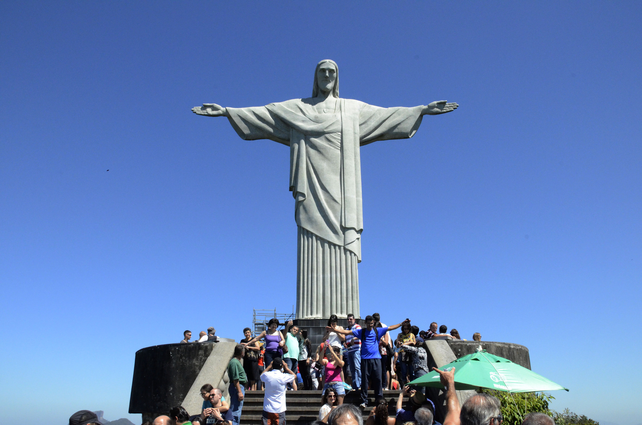 Rio’s Cristo Redentor Voted Top Landmark in Brazil in 2015