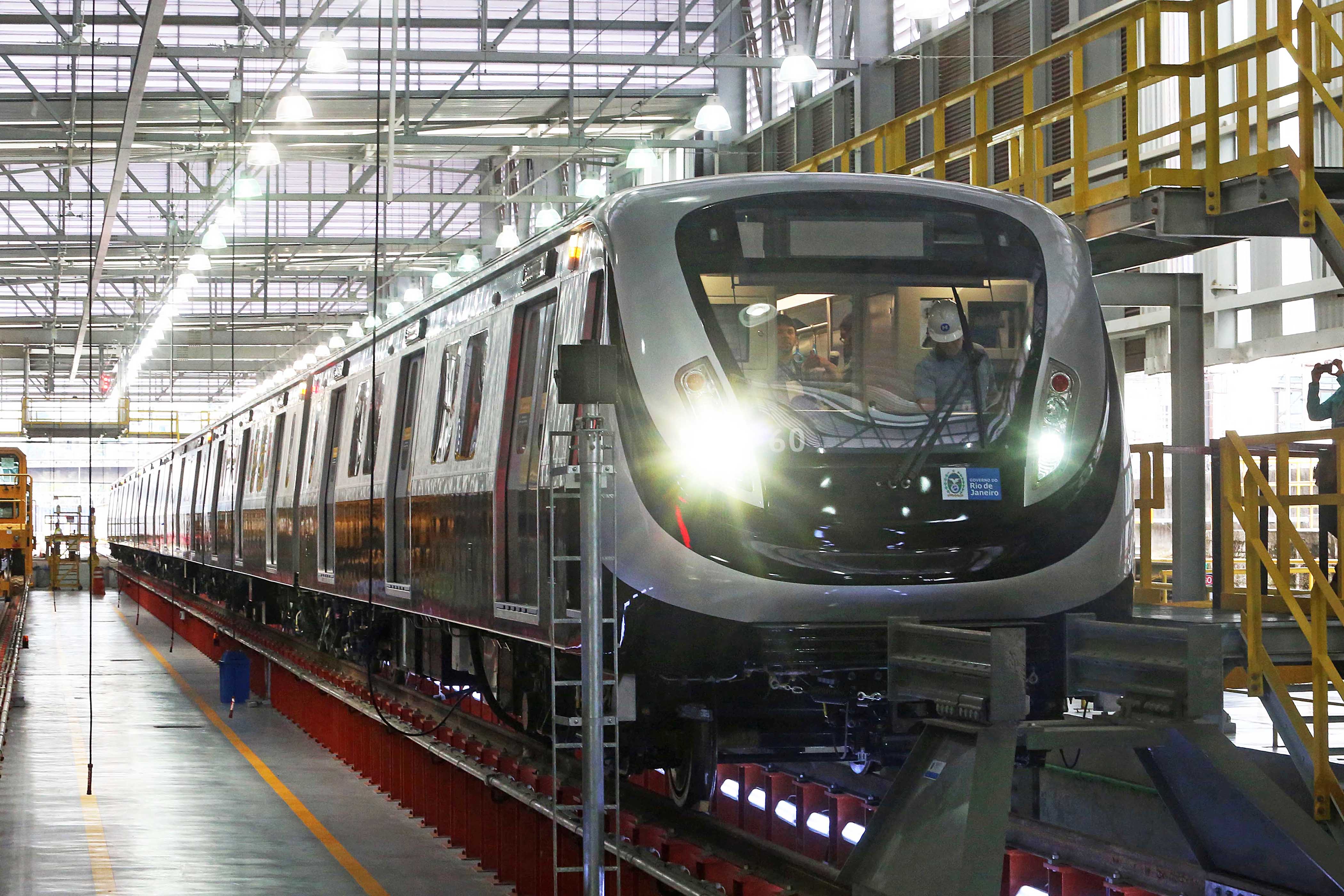 Rio’s Metro Line 4 Trains Start Tests with Passengers