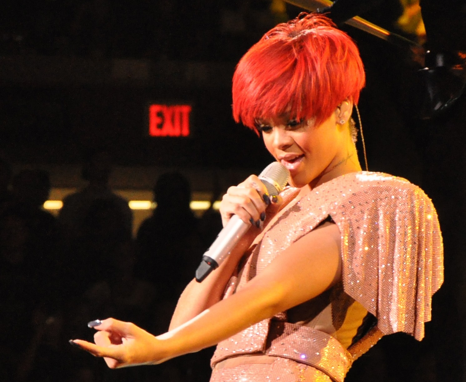Rihanna_2010