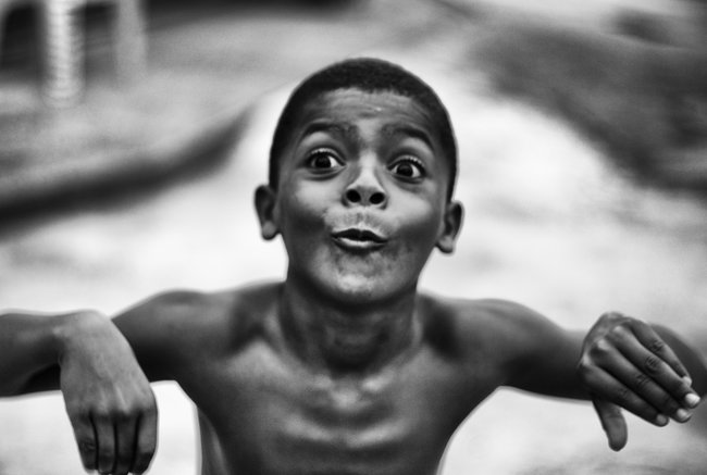Rio de Janeiro, Brazil News, Brazil, Sammi Landweer, Do lado de dentro, do lado de fora, Lia Rodrigues Companhia de Danças, Photography Exhibitions in Rio de Janeiro, Complexo de Maré, Dance Companies in Rio de Janeiro,