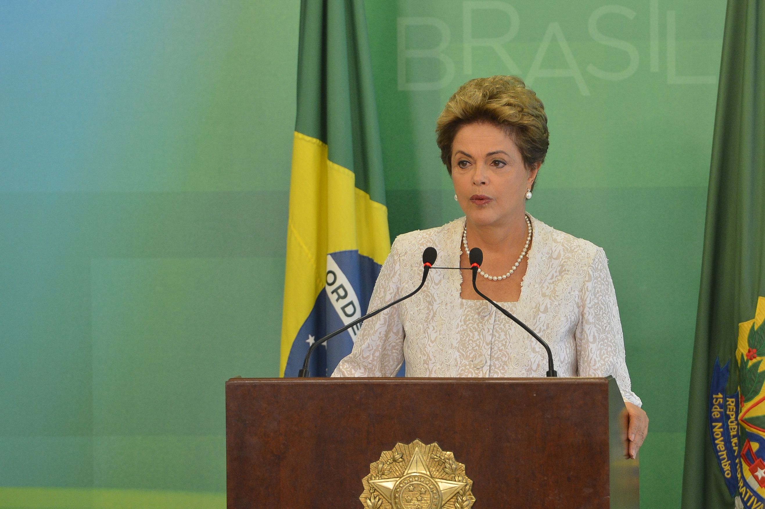 Brazil’s Rousseff Announces Cabinet Re-Shuffling