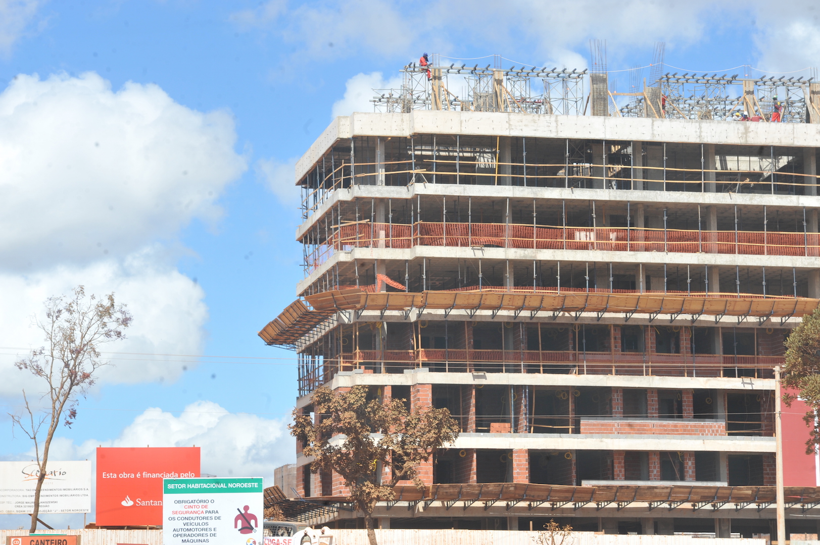 New real estate constructions are often sought out by consortium groups trying to purchase units at a lower cost,
