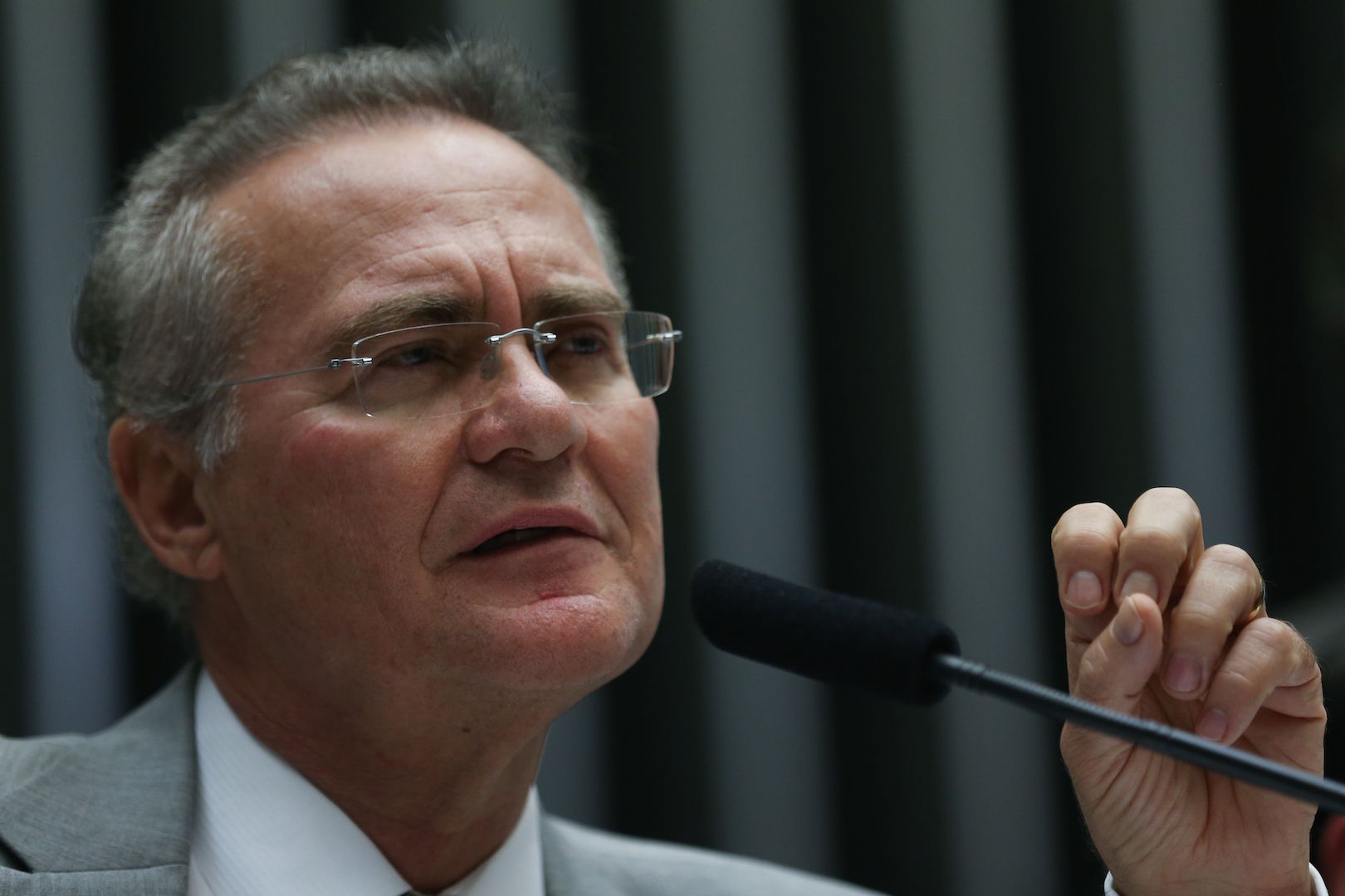 Brazil, Congress,Renan Calheiros, President of Brazil's Senate, is said to have held dubious conversations with oficial,