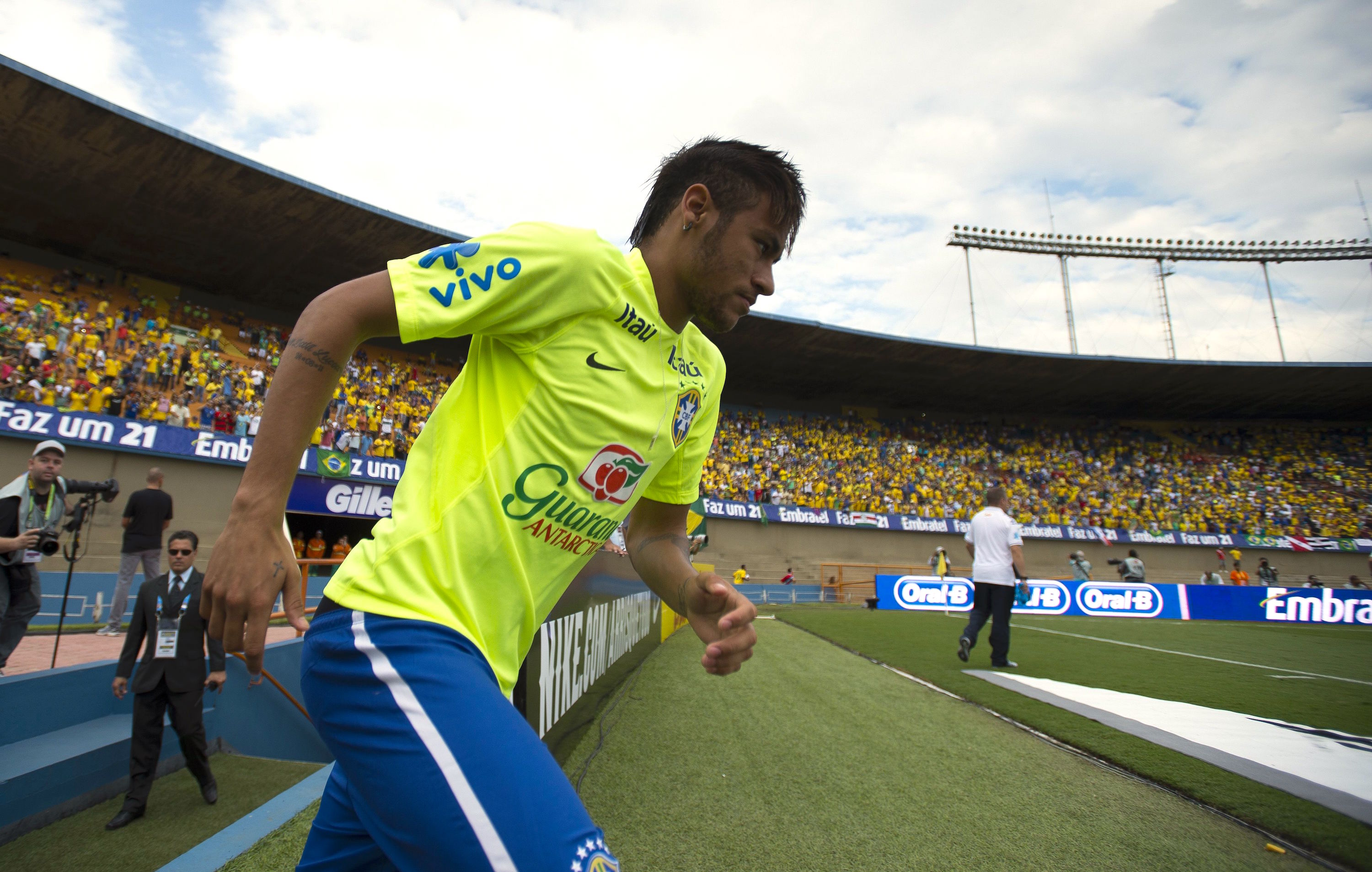 Neymar takes to the field leading the Seleçãom Rio 2016 Olympic Footall, Rio de janeiro, Brazil, Brazil News